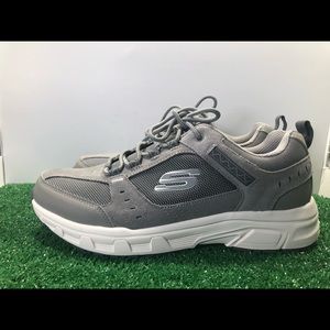 Sketchers Relaxed Fit Memory Foam Sneakers Mens Size 10 Grey